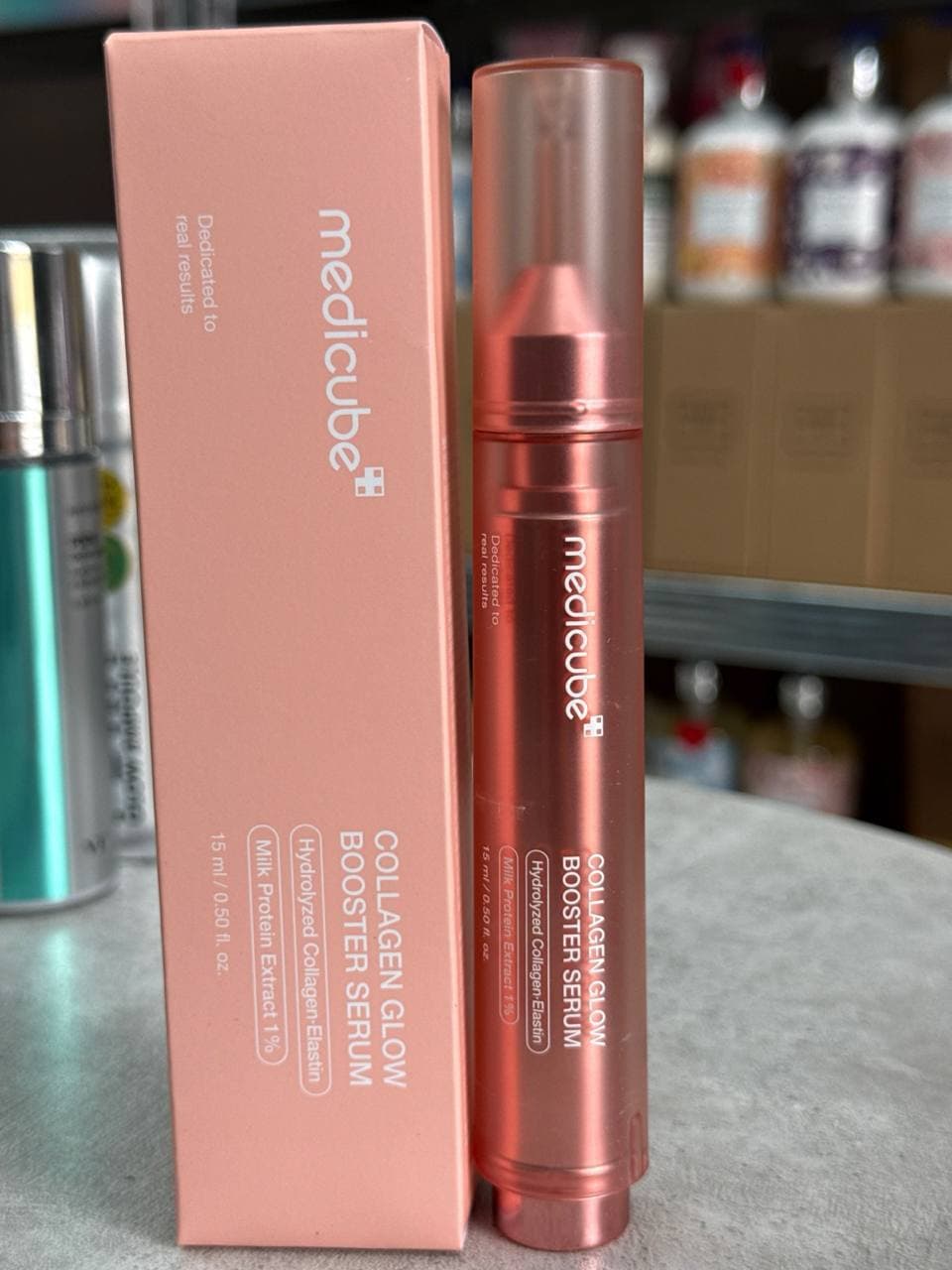 Medicube Collagen Glow Booster Serum, разглаживающая сыворотка-бустер для сияния кожи с коллагеном, 15мл